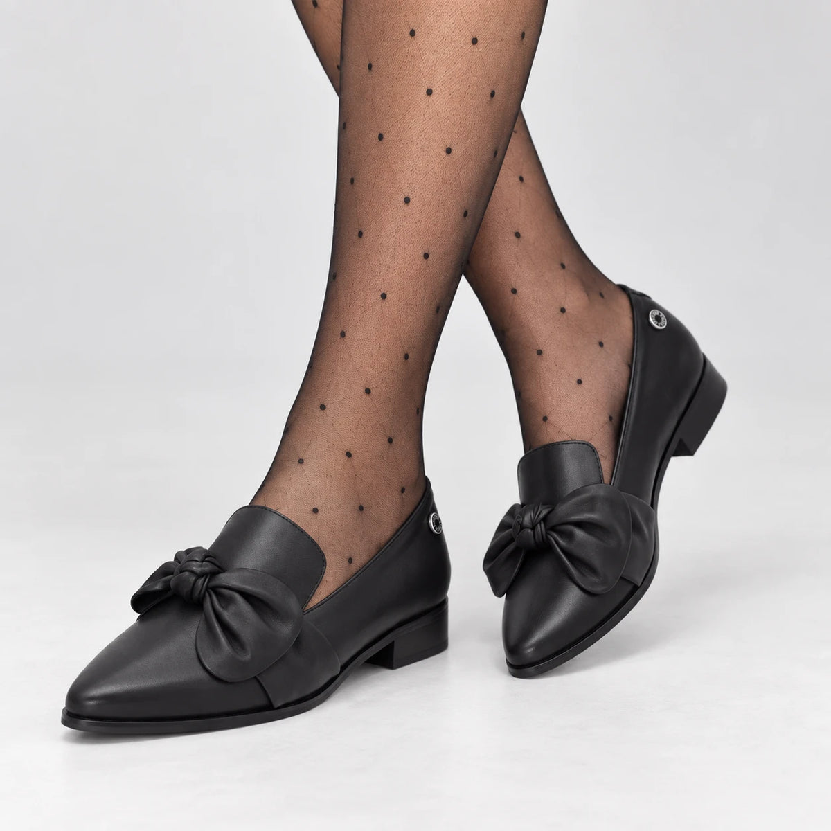Loretta Vitale Black Leather Bow Loafer