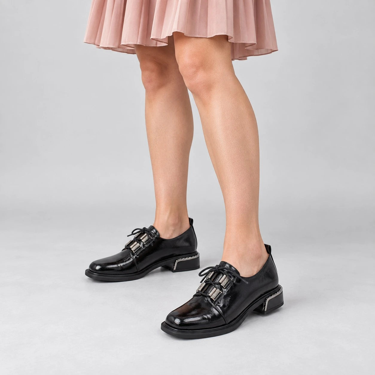 Loretta Vitale Black Patent Leather Lace-Up Shoe