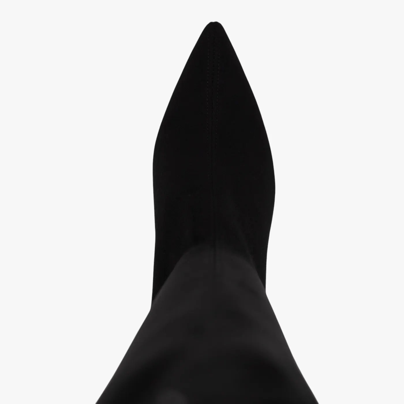 Close-up from above of the pointed toe on the Miss Elastic Zeta black suede-effect boot.