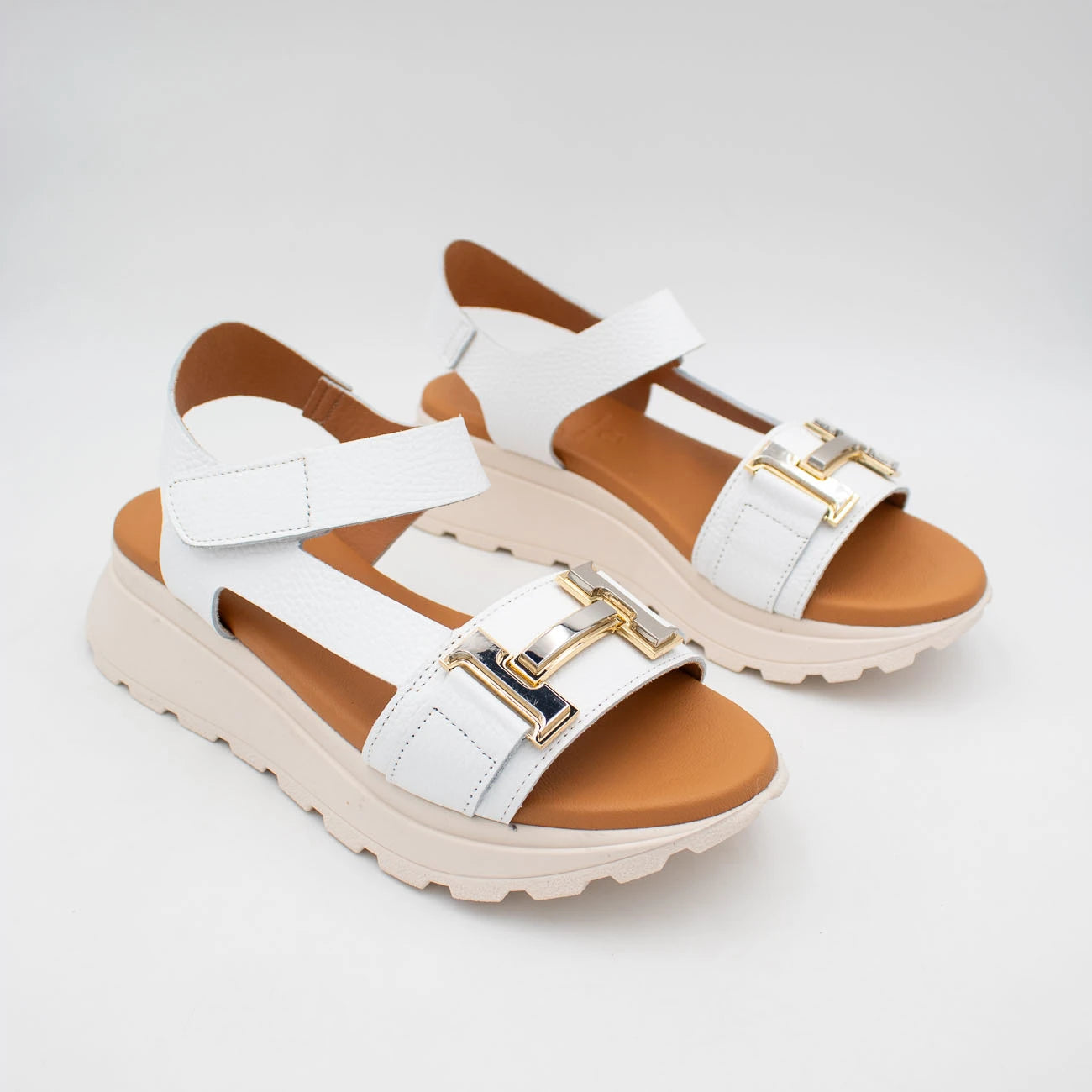 OH! My Sandals White Sandal (Platform Sole) – 5953