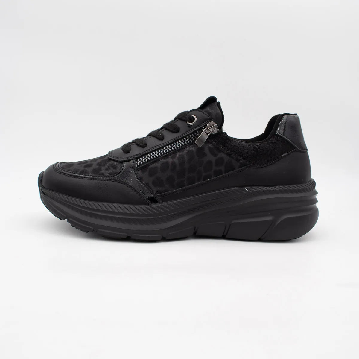 OMG Kazan Comfort Trainer – Ink Black (SKU KAZAN)