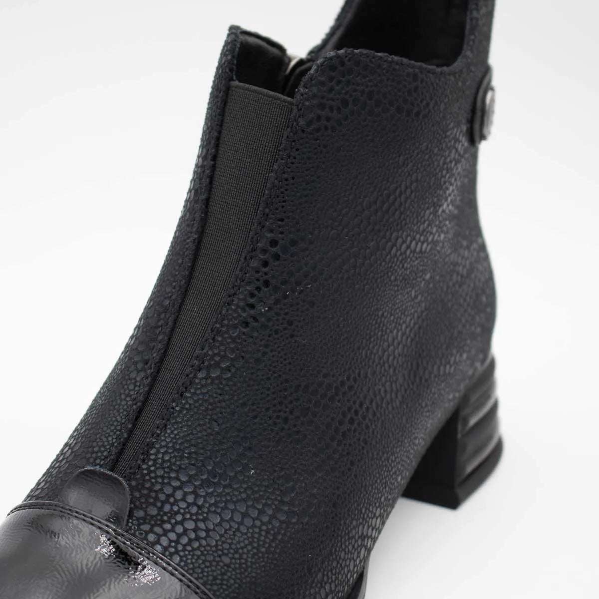 Redz D6456 Ankle Boots – Black - Leavys Shoes