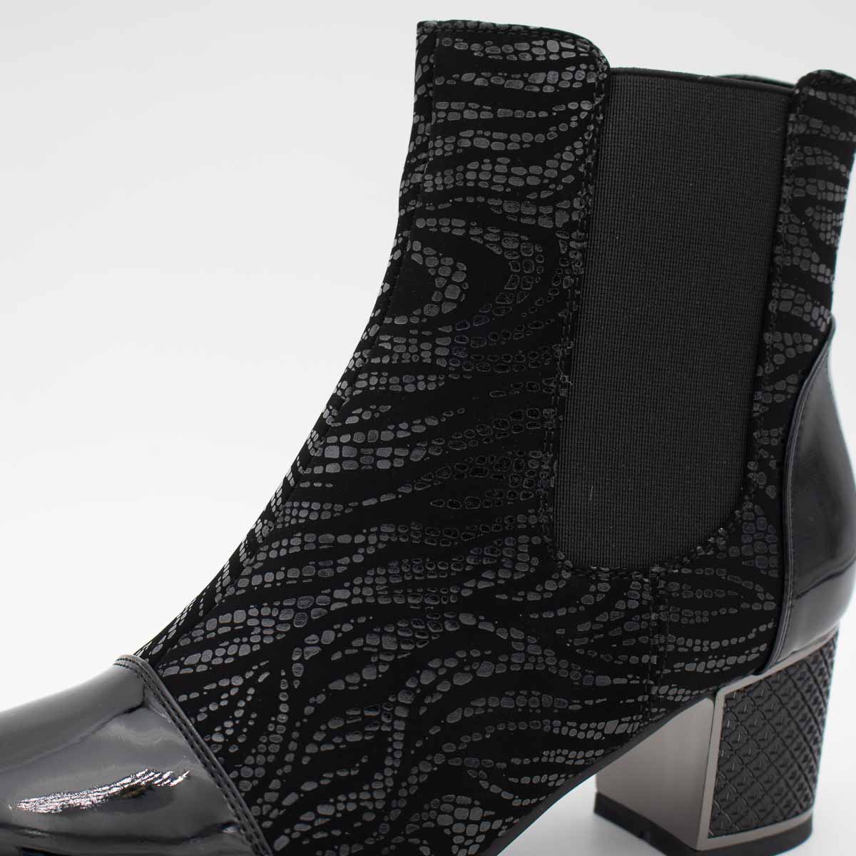 Redz F5384 Block Heel Ankle Boots – Black - Leavys Shoes