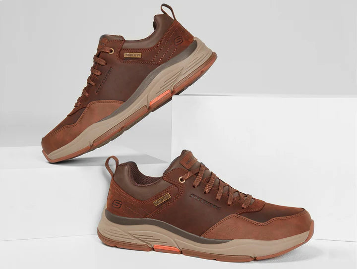     Skechers Benago - Hombre shoe with oiled leather upper.