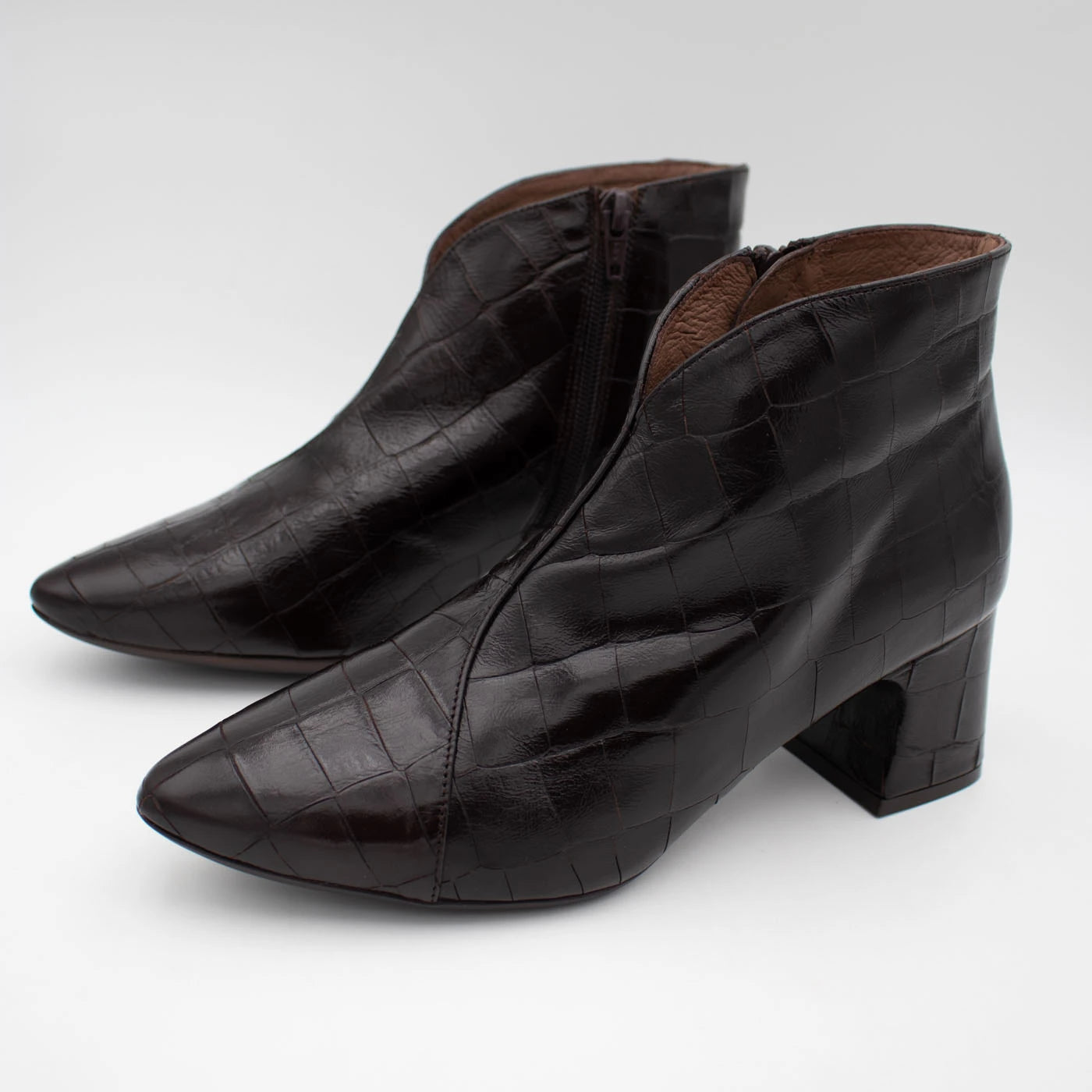 Wonders Eliot Dark Brown Croc Leather Ankle Boots