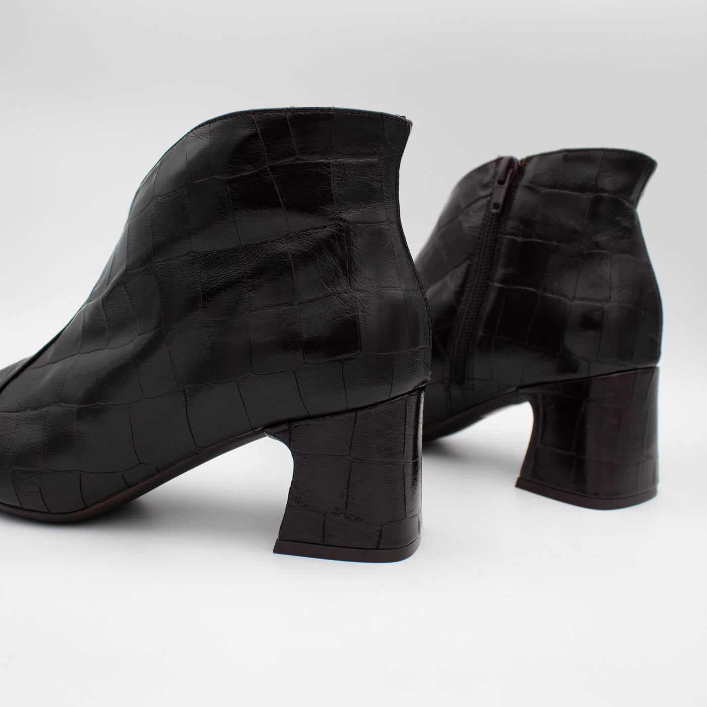 Wonders Eliot Dark Brown Croc Leather Ankle Boots