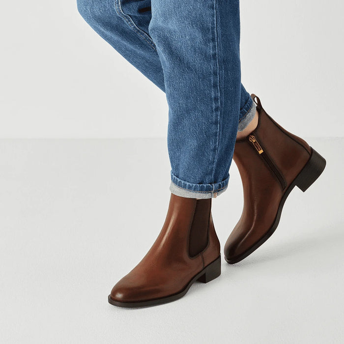 Tamaris Cognac Leather Low-Heel Chelsea Ankle Boots