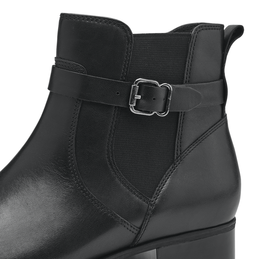 Black Leather Ankle Boot by Tamaris: Style and Comfort