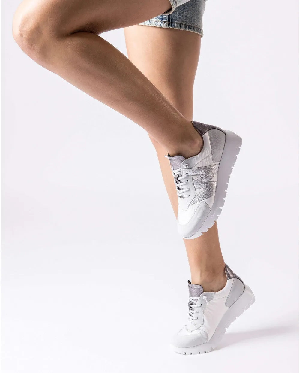 Wonders White OSLO Sneakers – Chic, Lightweight, and Ultra-Comfortable - Leavys Shoes