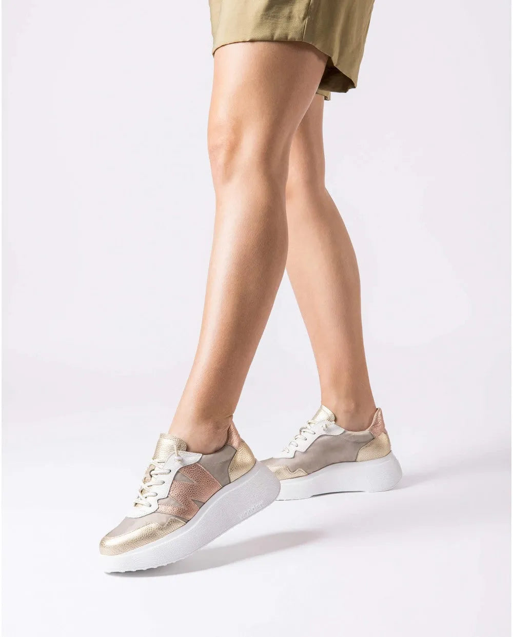 Wonders Gold ZENIT Sneakers – Effortless Glamour with Modern Comfort - Leavys Shoes