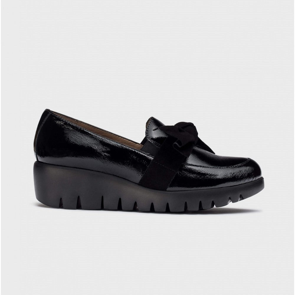 Wonders ROMEO Black Patent Moccasins with Suede Bow and Wedge Sole