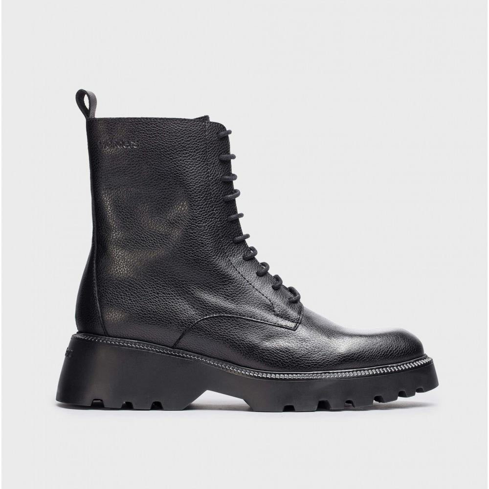 Front view of Wonders black leather combat boot.