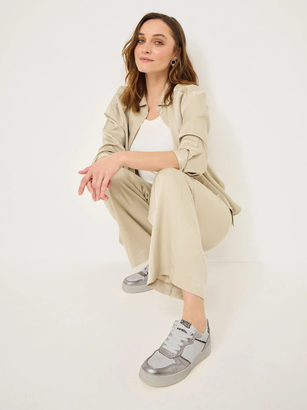 Tamaris Pewter Runner – Trendy & Comfortable Everyday Style - Leavys Shoes