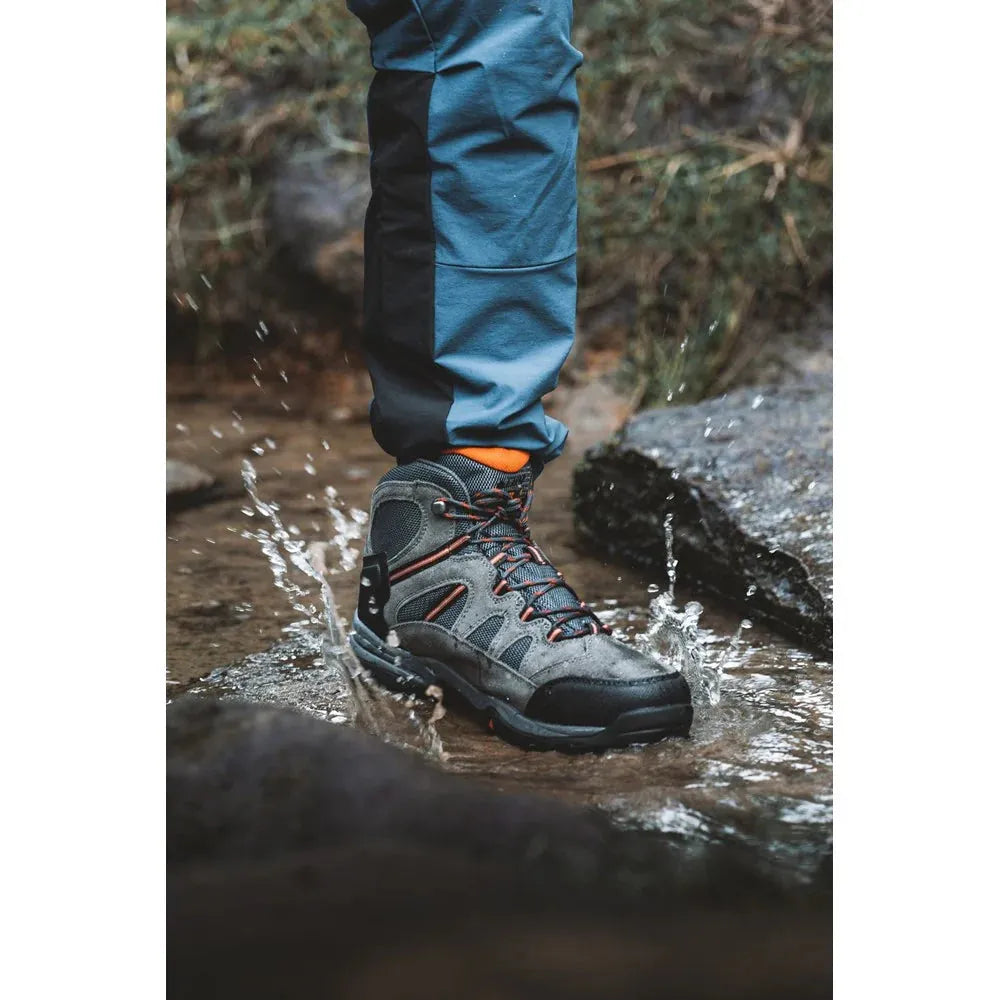 Men's Hi-Tec Bandera II Waterproof Hiking Boots – Durable & Comfortable - Leavys Shoes