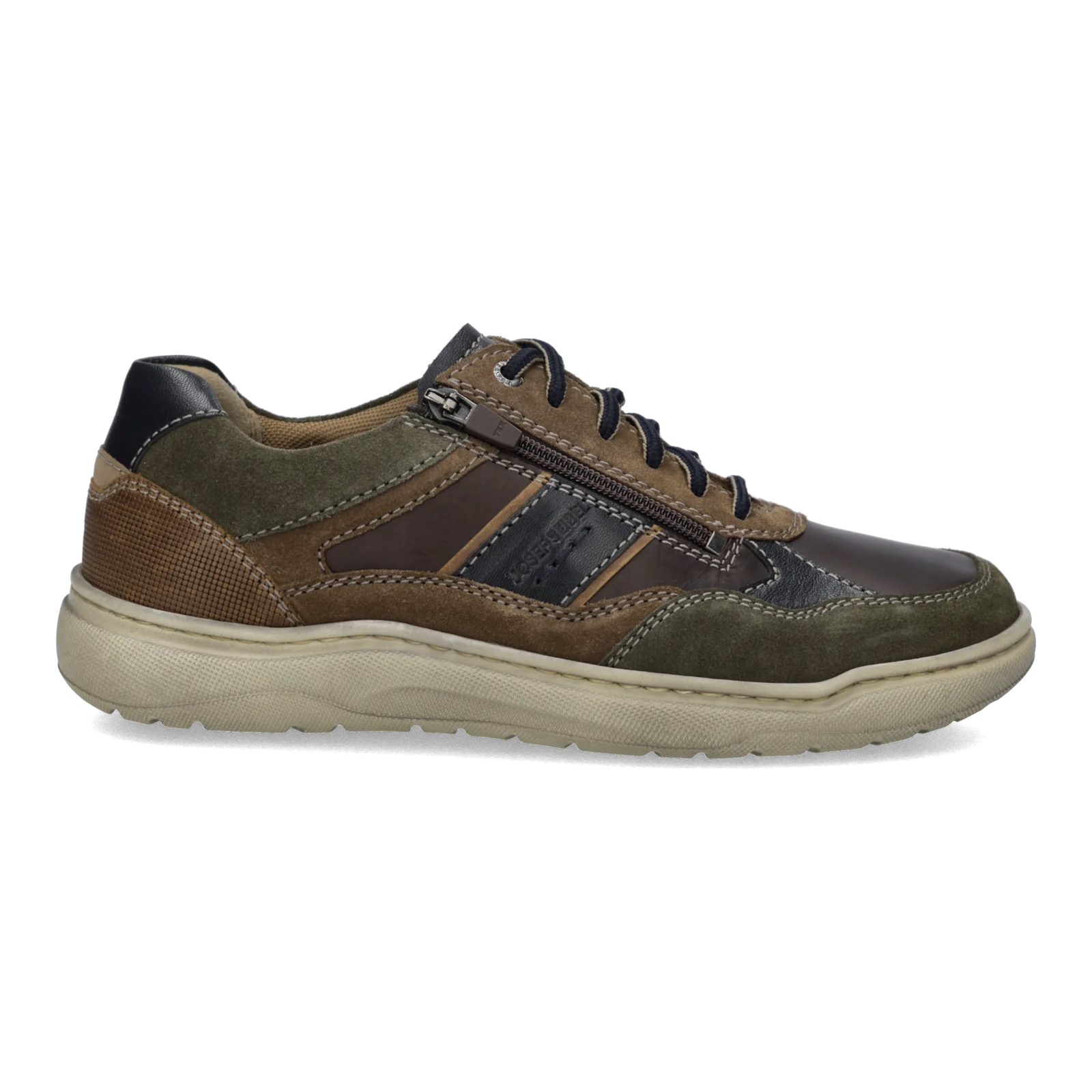 Josef Seibel Baxter 06 in Multicolour, side view