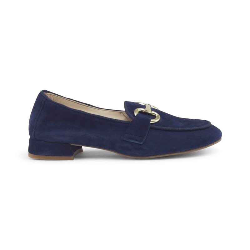 Luxurious Jose Saenz navy suede leather moccasins with gold chain detail.