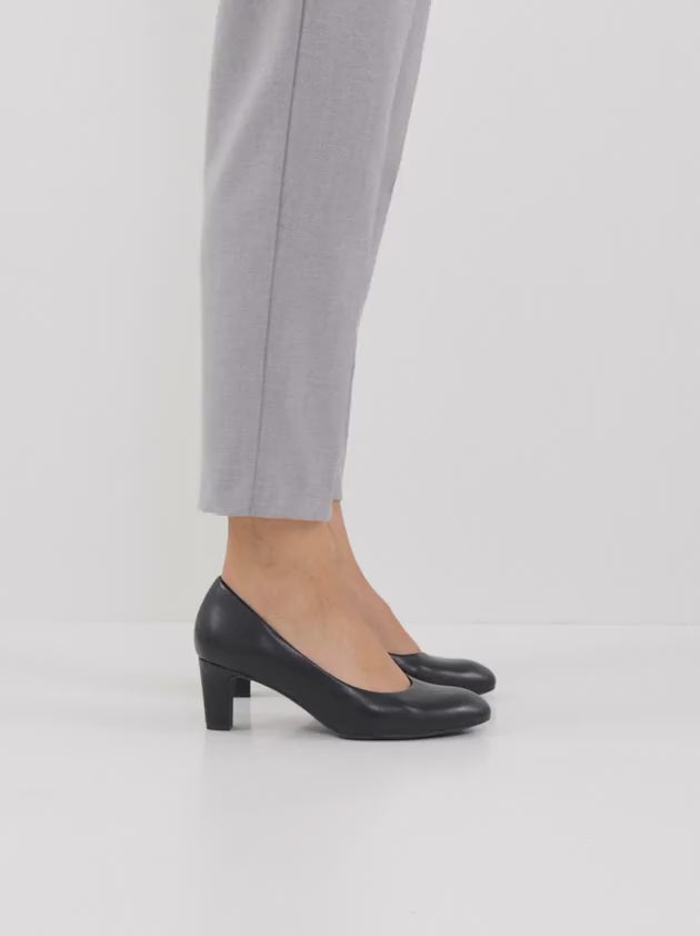 Tamaris Black Matt Court Shoes 1-22419-41-020