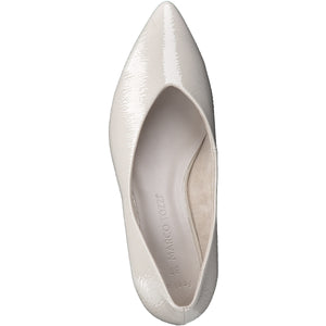 Fancy Glossy Pumps in Cream Patent