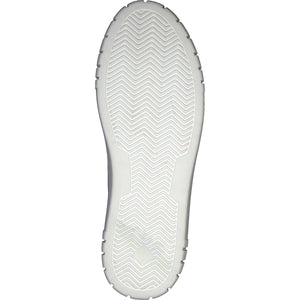 Hype Me Lace-Up Flat Runners in White