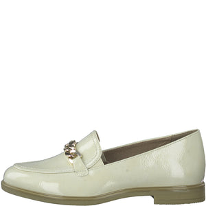 Summer Neutral Beige Loafers for a Chic Look