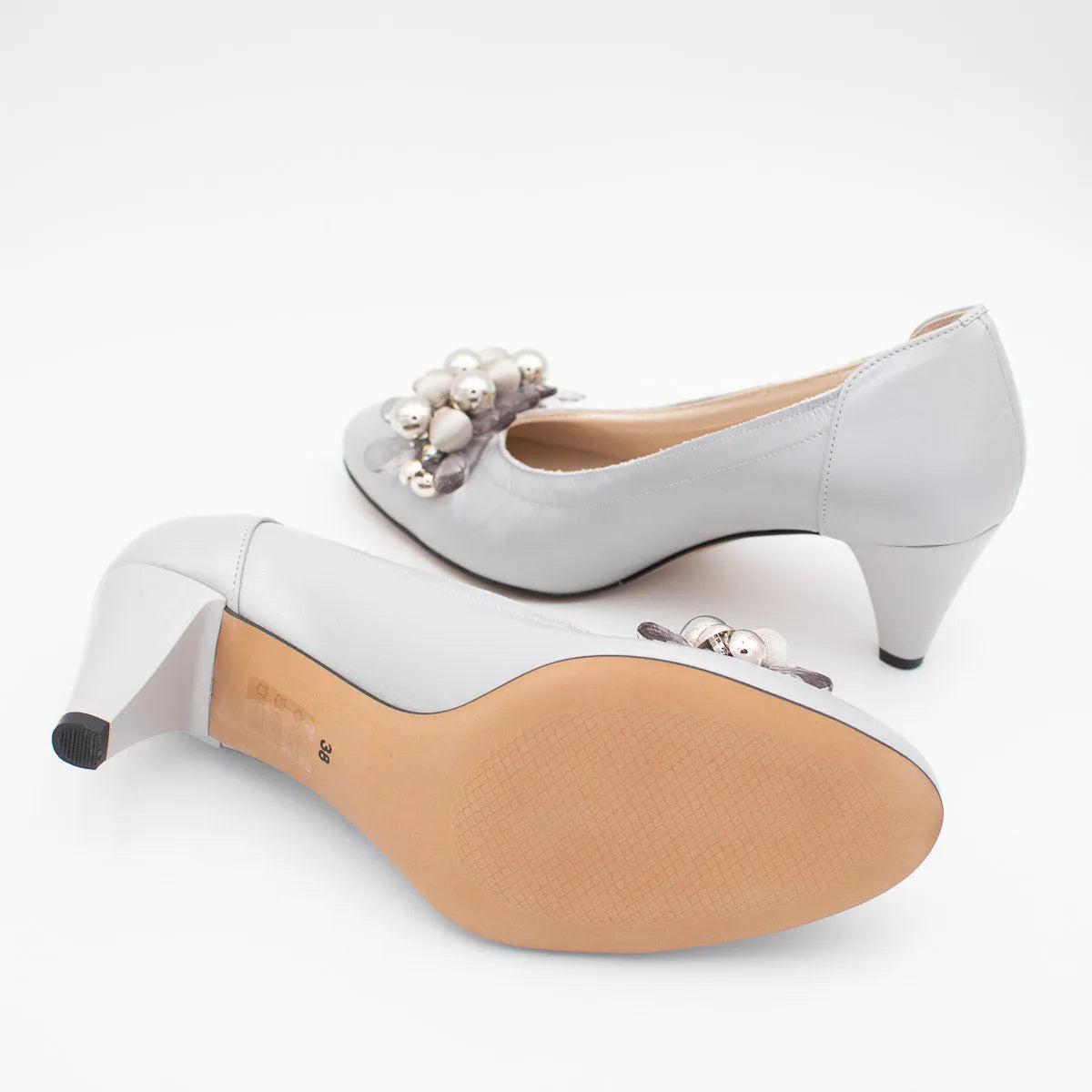 Grey pumps hot sale low heel