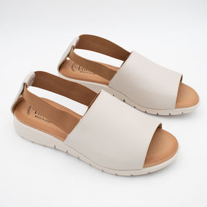 Easy-On, Easy-Off: Stretch Strap Beige Summer Sandals