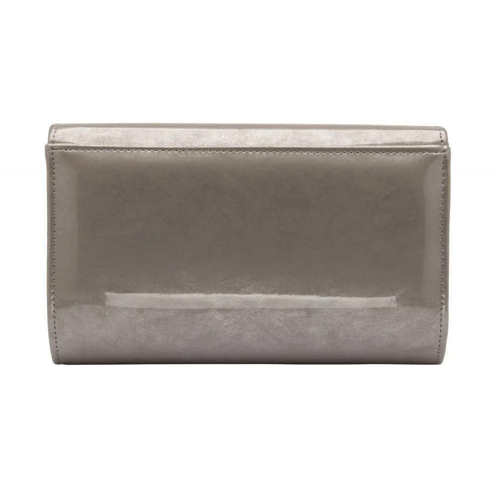 Grey patent clearance clutch